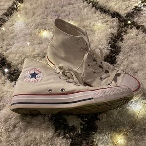 CONVERSE Chuck Taylor All Star Classic - US Women’s 8 / US Men’s 6